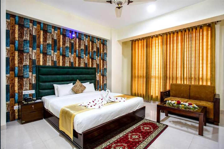 Executive Couple Room